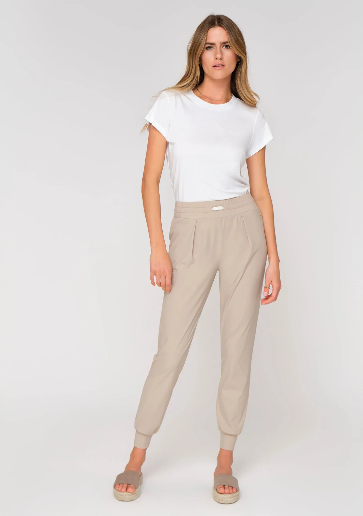 LUXE LÉGER Track Pants sahar